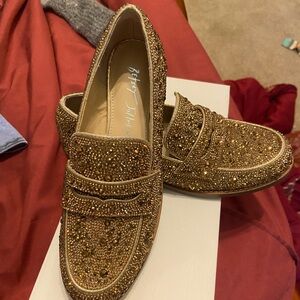 Betsy Johnson gold sequin loafers 6.5